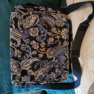 Vera Bradley Messenger Bag in Windsor Navy